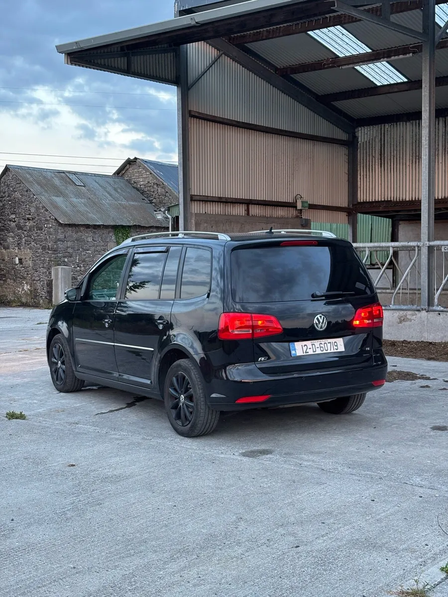 Automatic vw Touran - Image 4