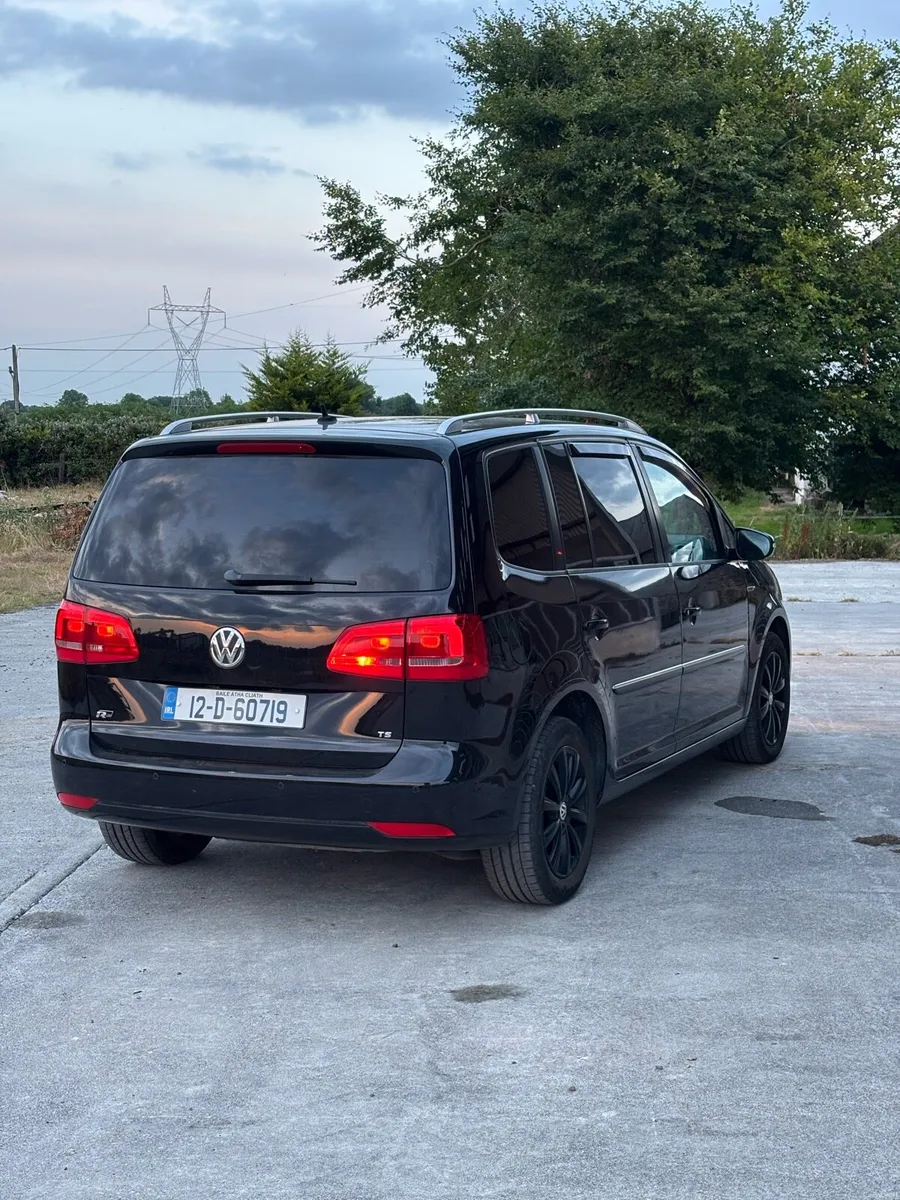 Automatic vw Touran - Image 1