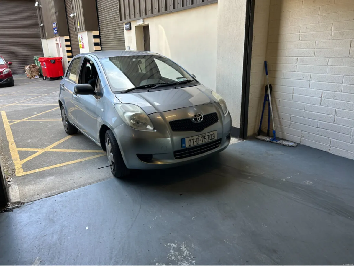 Toyota Yaris 1 litre///TINY KLMS///ORIGINAL IRISH - Image 3
