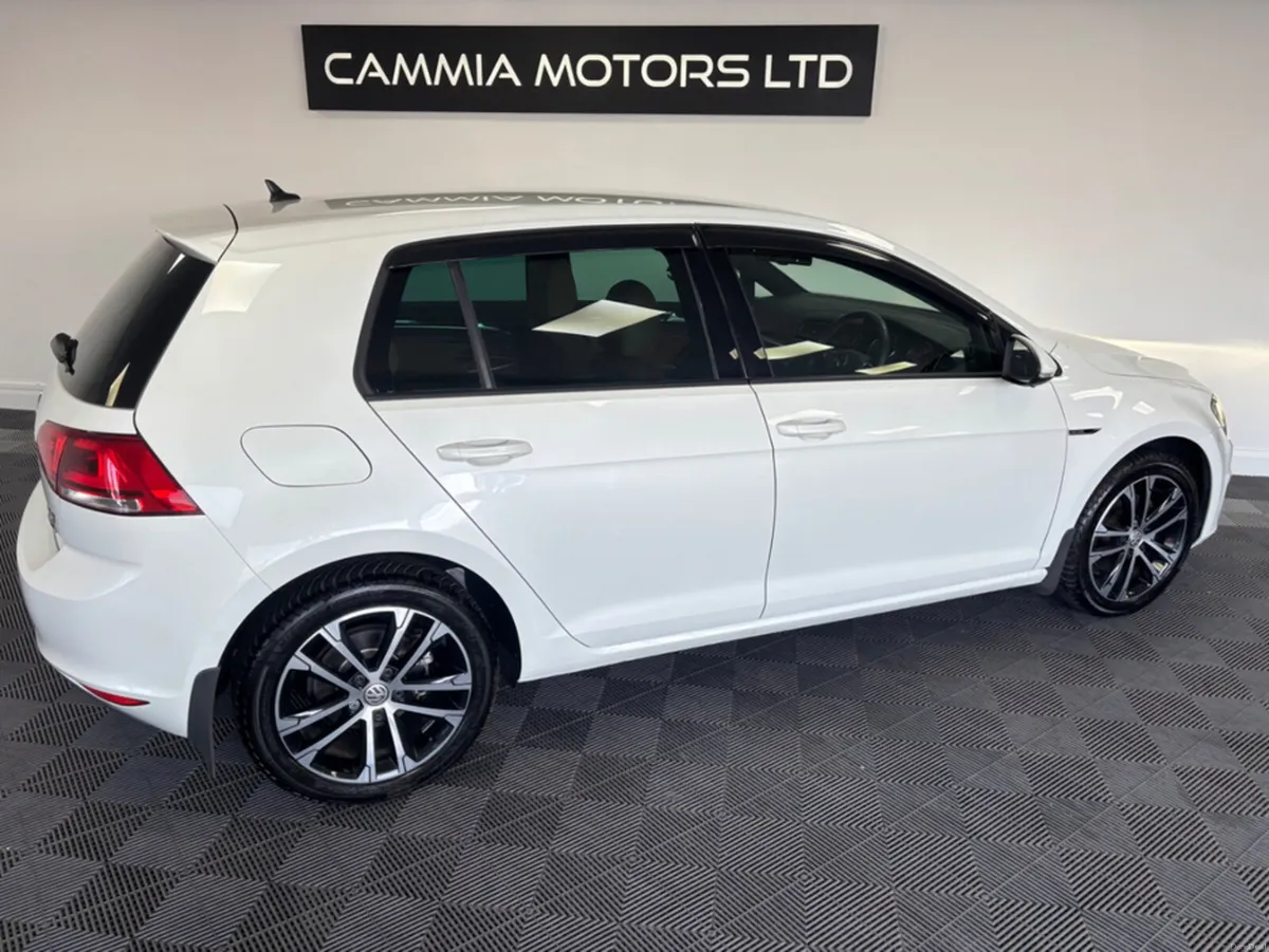 Volkswagen Golf VOLKSWAGEN GOLF 1.4 TSI HIGHLINE A - Image 4