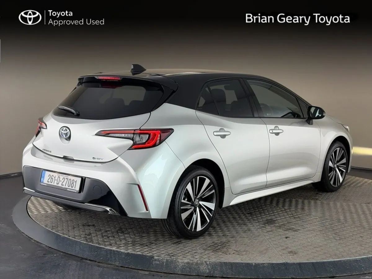 Toyota Corolla Lunasport Hatchback - Image 2