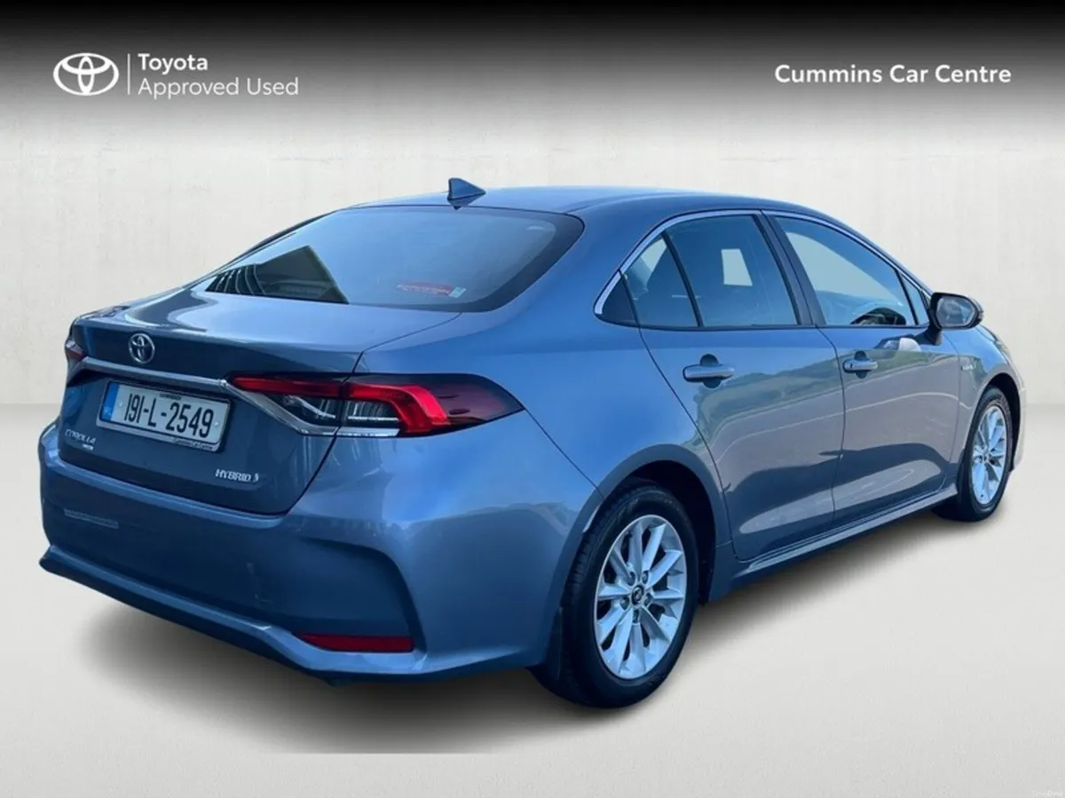 Toyota Corolla COROLLA HYBRID LUNA SAL - Image 2