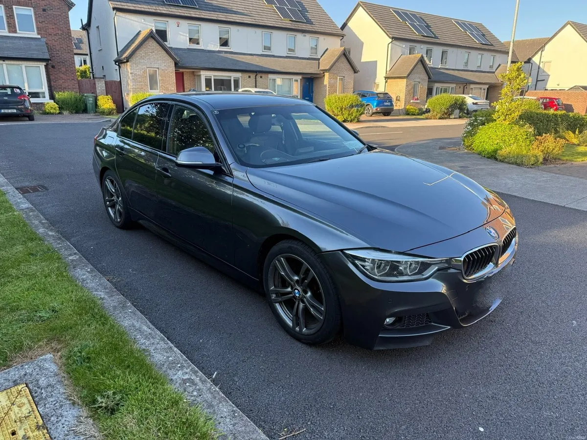 BMW 33e M Sport - Image 1