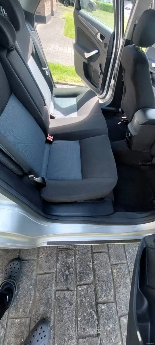 Ford mondeo - Image 5