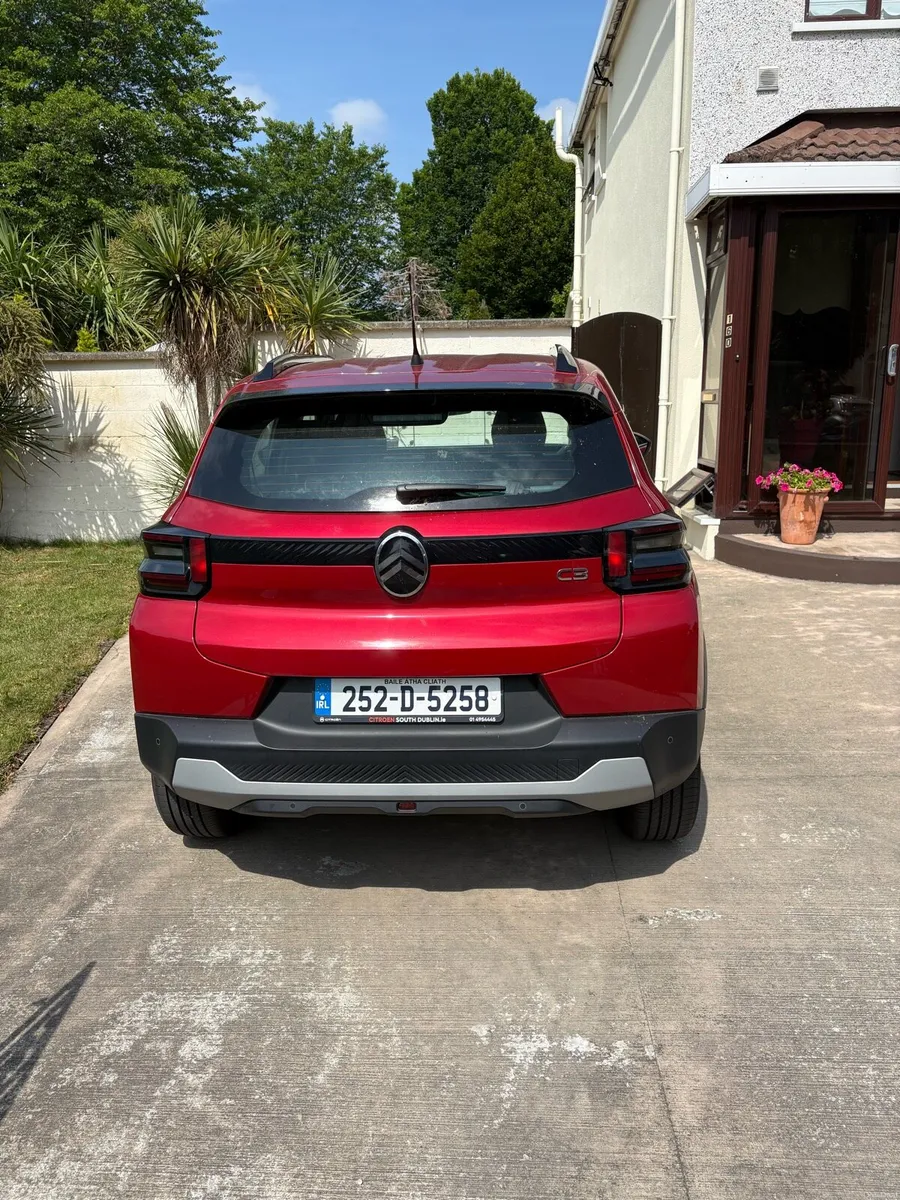 Car - Image 4