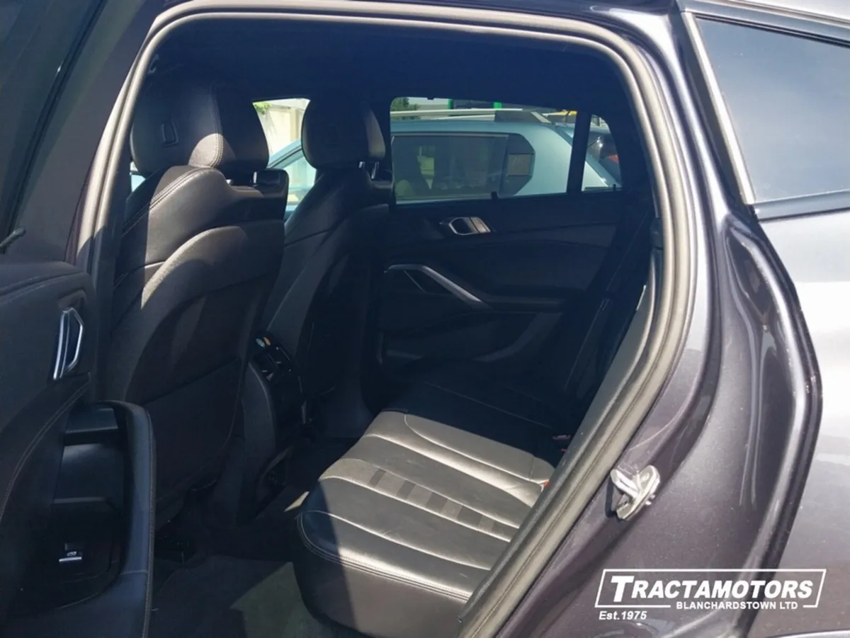 BMW X6 XDRIVE 30D MSPORT 4DR AUTO - Image 6