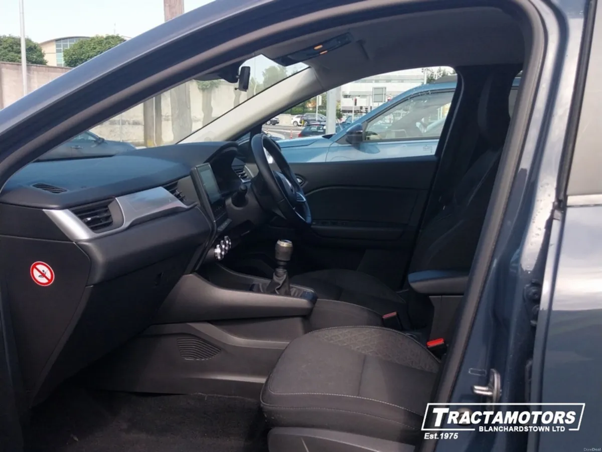 Renault Captur EVOLUTION TCE 90 MY23 5 - Image 4