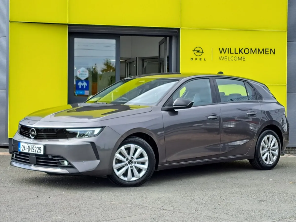 Opel Astra SC 1.5TD 130PS 8 SPEED AUTOMATIC - Image 2