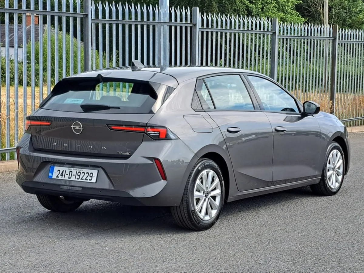 Opel Astra SC 1.5TD 130PS 8 SPEED AUTOMATIC - Image 5