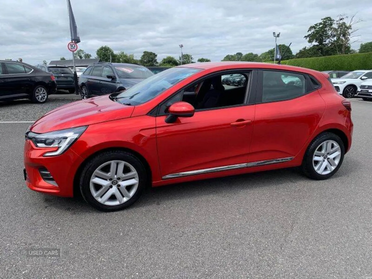 Renault Clio Play - Image 2
