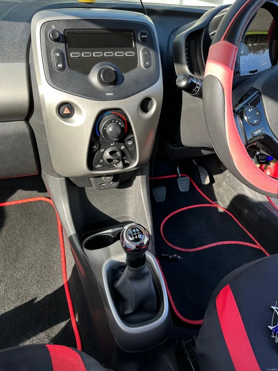 Toyota Aygo 2017 - Image 4