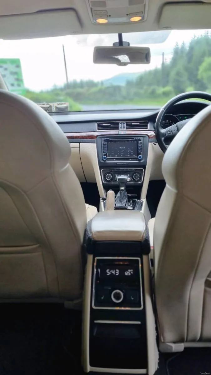 Skoda Superb - Image 4