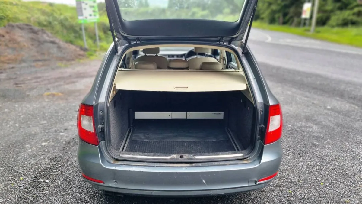 Skoda Superb - Image 6