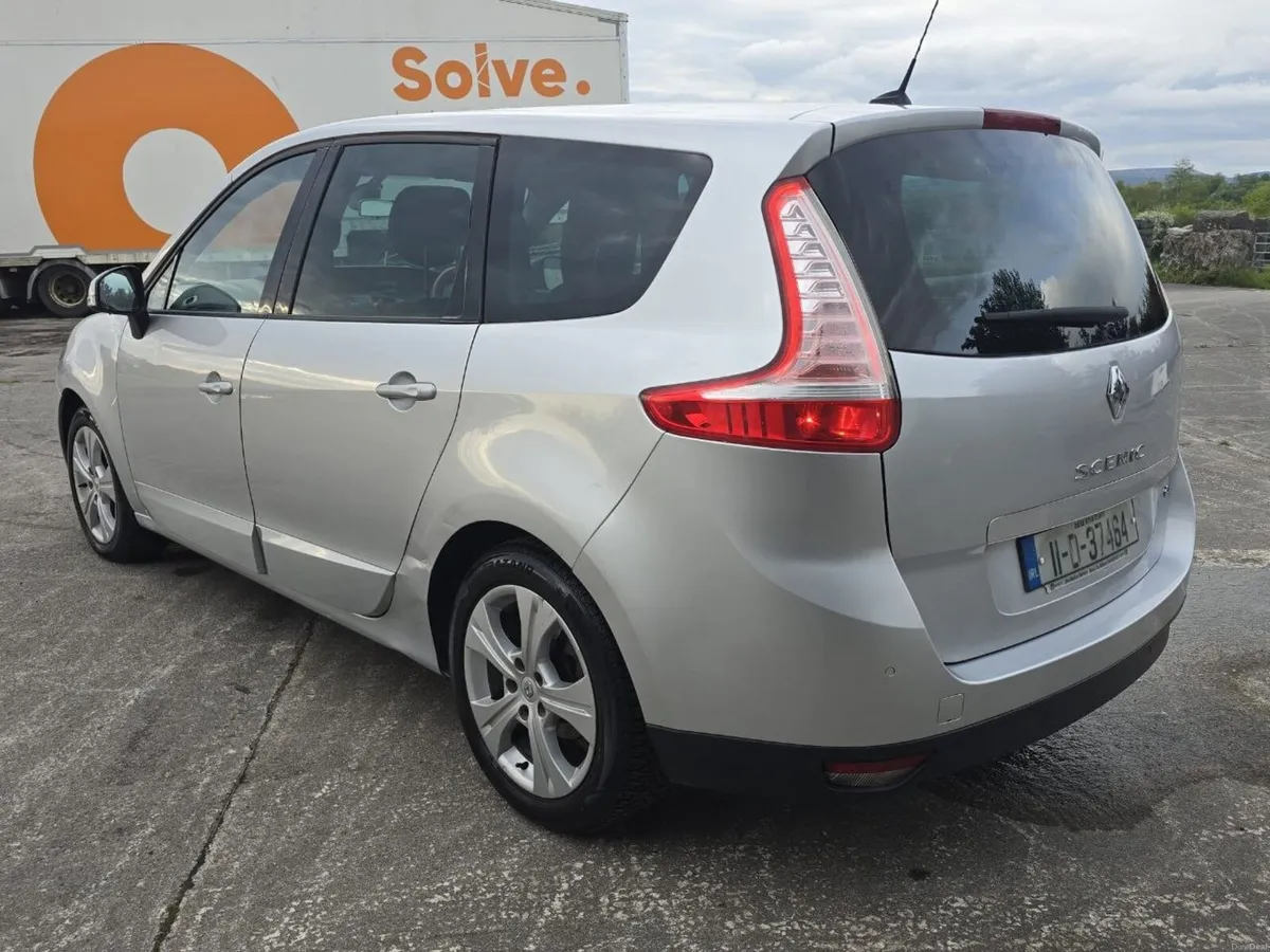 Renault Grand Scenic 7seater - Image 2