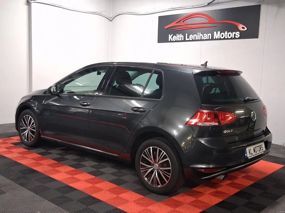 2016 Volkswagen Golf Allstar ,Low Kms, Auto - Image 3