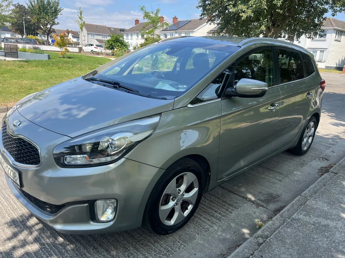 Kia Carens1.7Crdi,7 SeatOnly128K,Nct 08 27,As New - Image 2