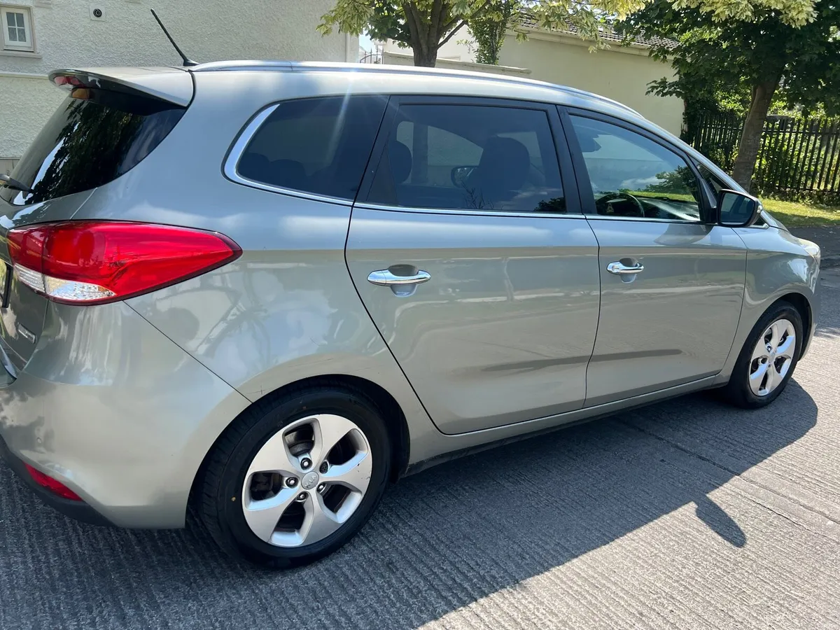 Kia Carens1.7Crdi,7 SeatOnly128K,Nct 08 27,As New - Image 4