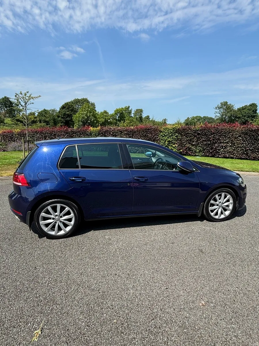 2017 VW Golf Highline 1.6TDI Automatic DSG - Image 3