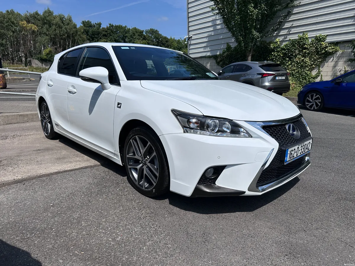 Lexus CT200H F Sport, 2016 - Image 4