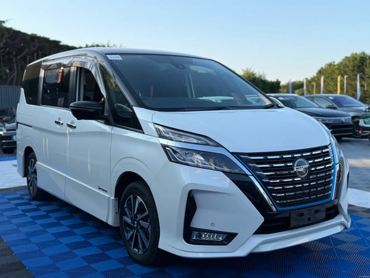 Nissan Serena 1.2 PETROL HYBRID - AUTO - 6 SEATS - - Image 4