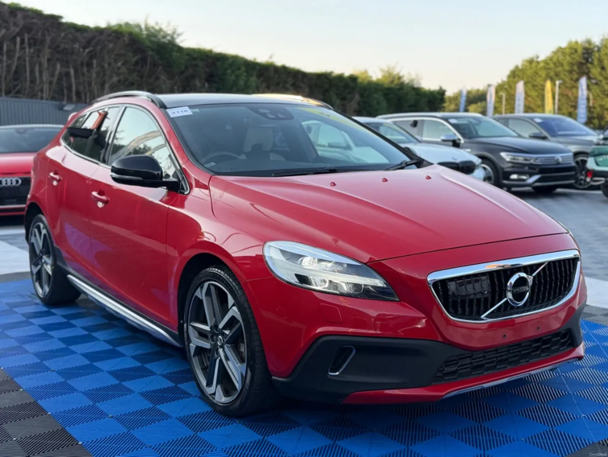Volvo V40 2.0L DIESEL - AUTO - 12M WARRANTY - CAR: - Image 4