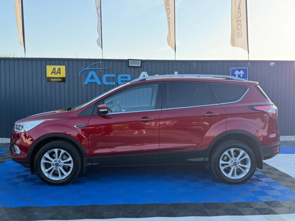 Ford Kuga TITANIUM 1.5 DIESEL - MANUAL - 12M WARRA - Image 4