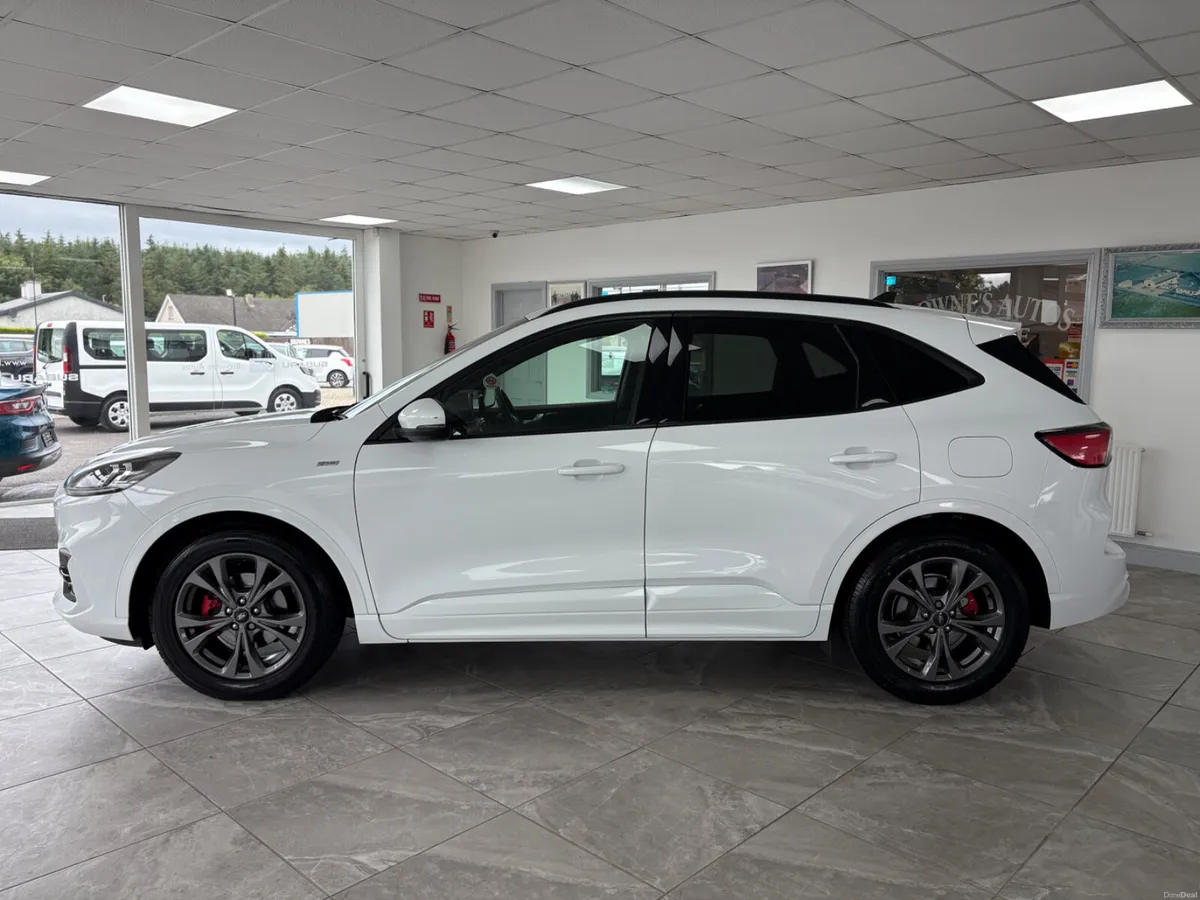 2021 Ford Kuga ST-Line Edition Stunning Car - Image 6