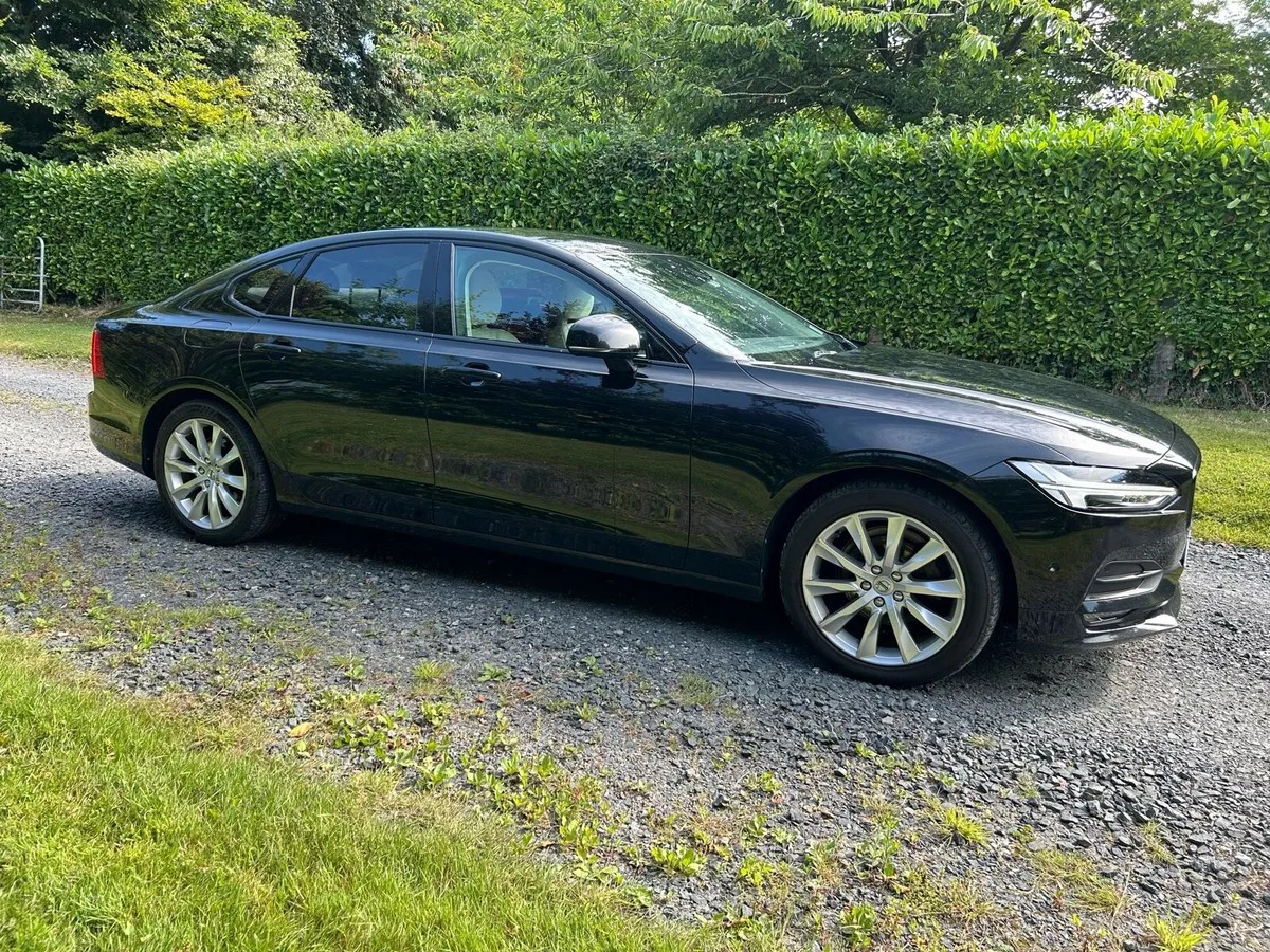 2018 Volvo S90 D3 Momentum Auto - Image 2