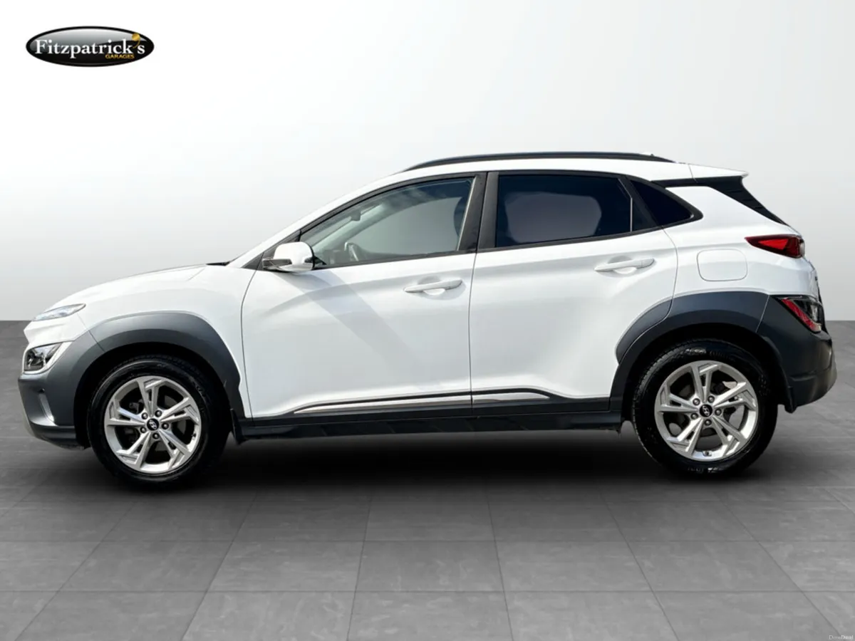 Hyundai Executive 1.0 Petrol - Image 2