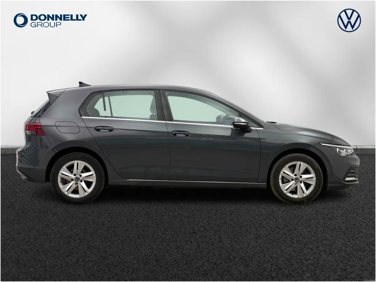 Volkswagen Golf Hatchback Style - Image 4