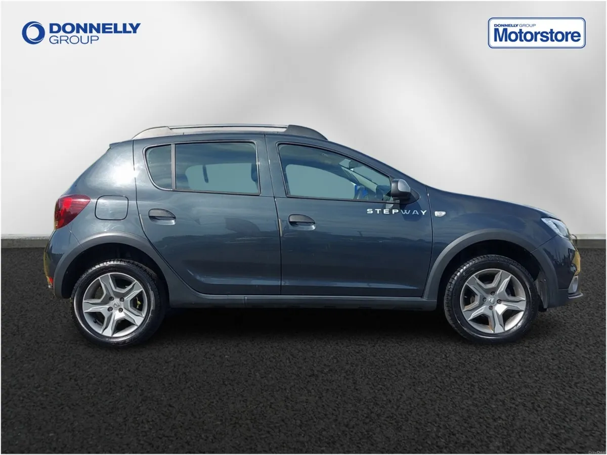 Dacia Sandero Stepway Hatchback Comfort - Image 3