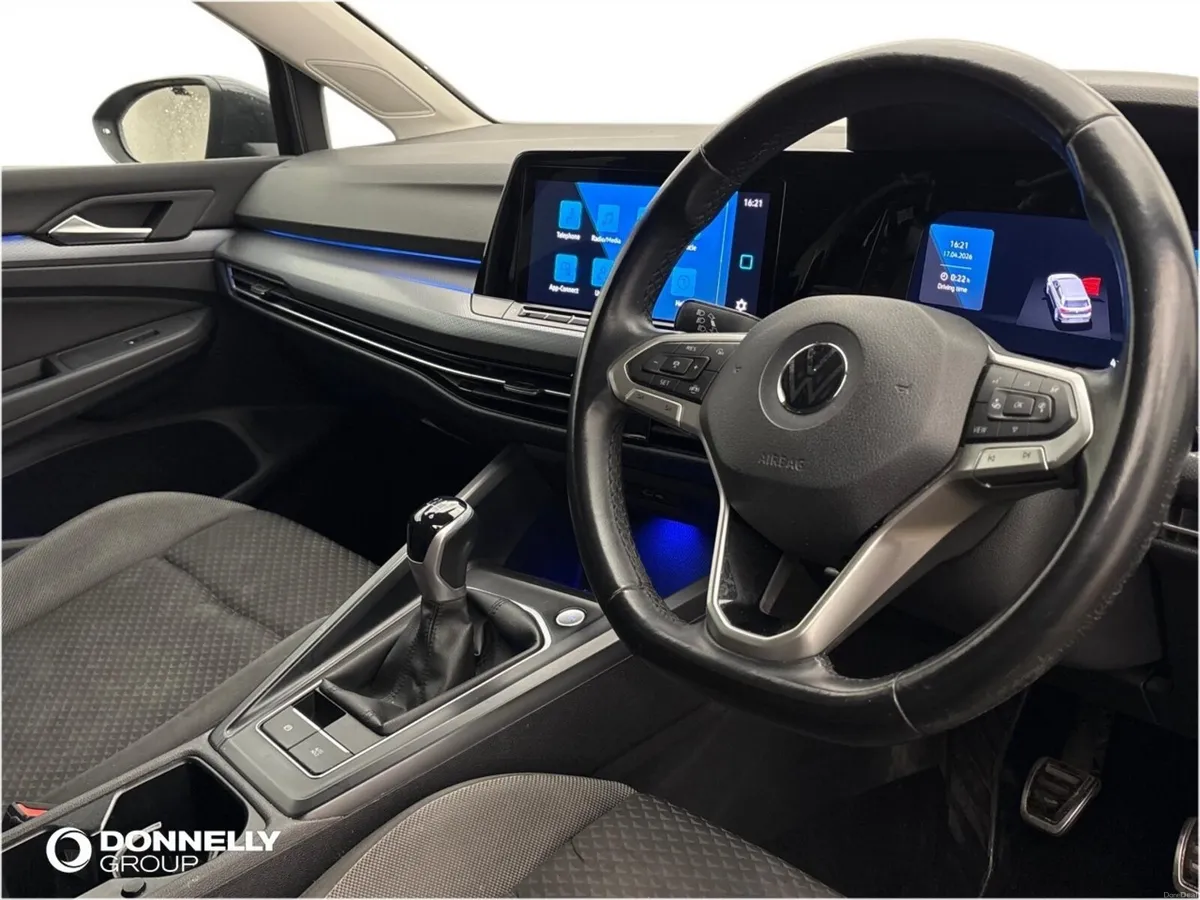 Volkswagen Golf Hatchback Special Edition Active - Image 6