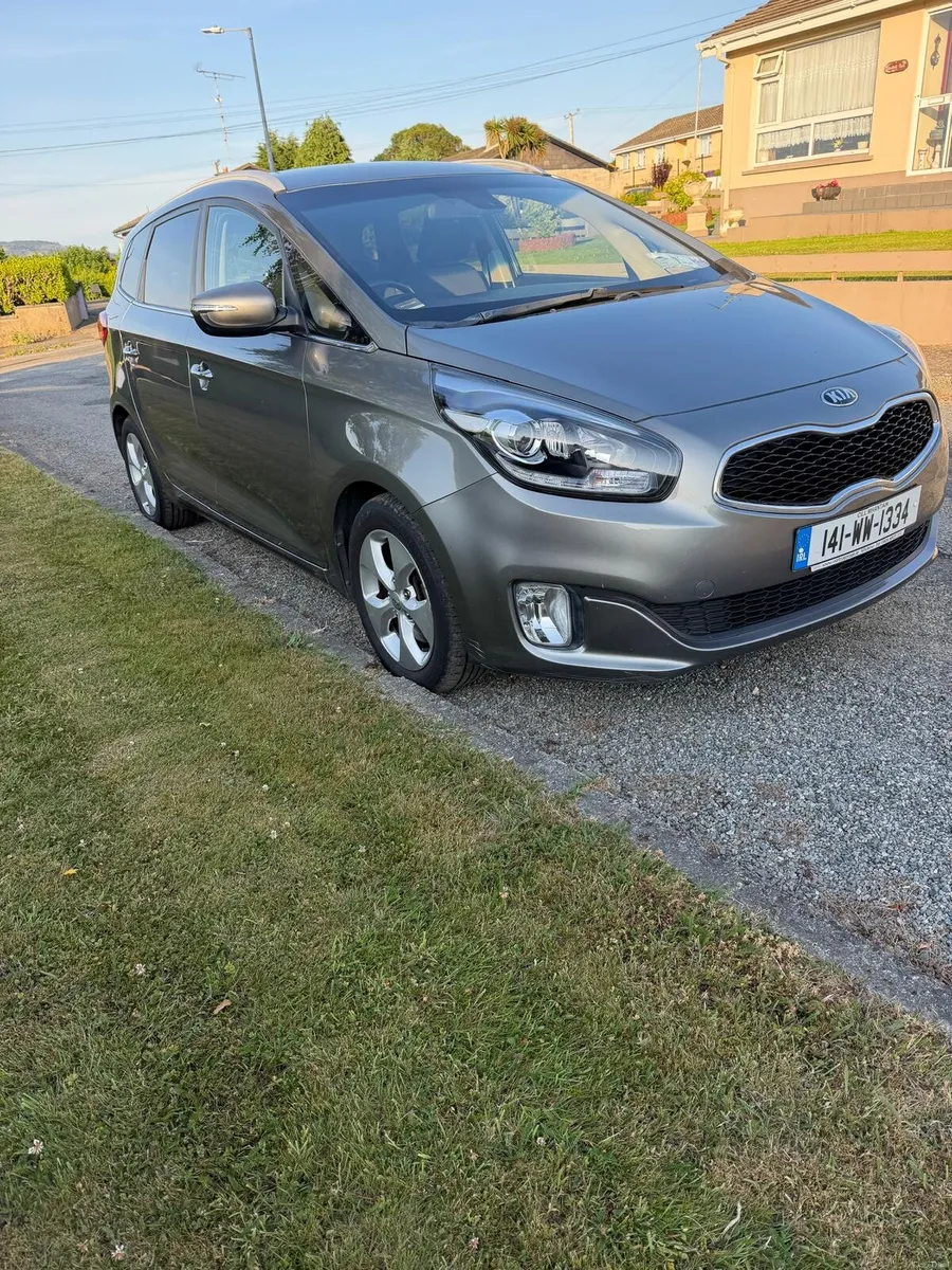 KIA Carens 7 seats - Image 2