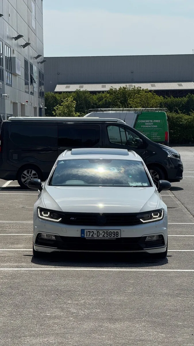 VW Passat R-Line 2.0 TDI - Image 1