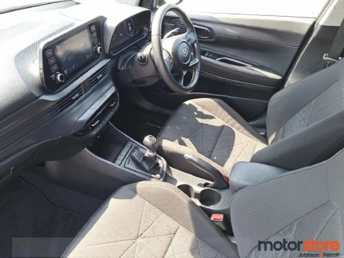 Hyundai Bayon EXECUTIVE TOP SPEC - Image 3
