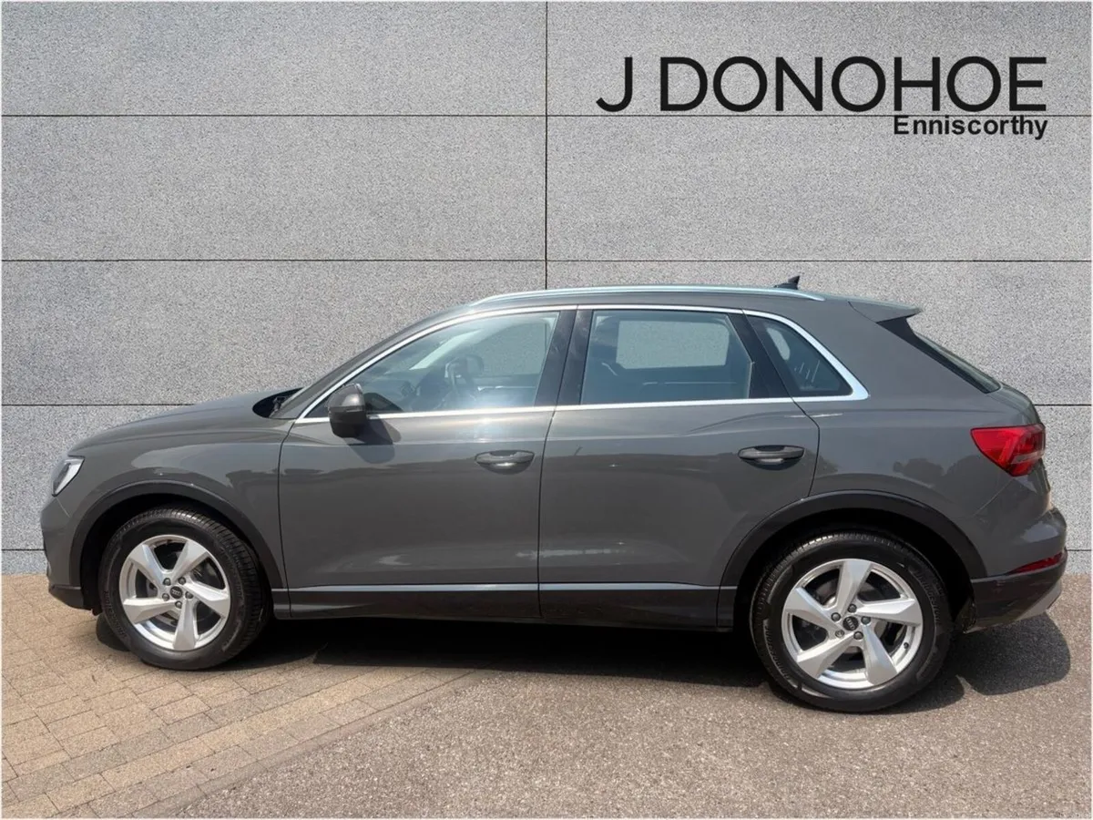 Audi Q3 Q3 SB 35 TDI 150 S-T SE - Image 3