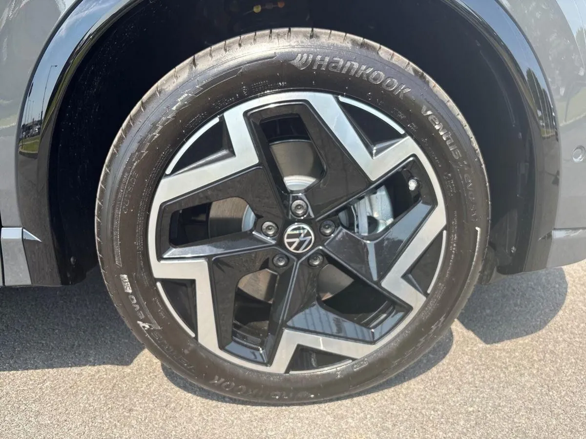 Volkswagen Tiguan R-LINE 1.5EHYB DSG 204HP - Image 5
