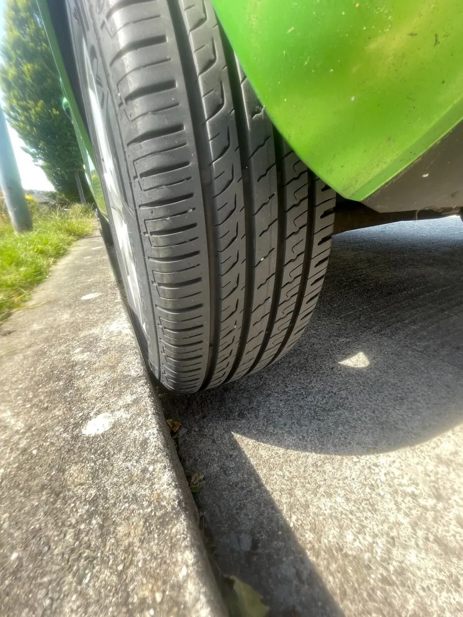Mazda 2 Hatchback Metallic Green - Image 4