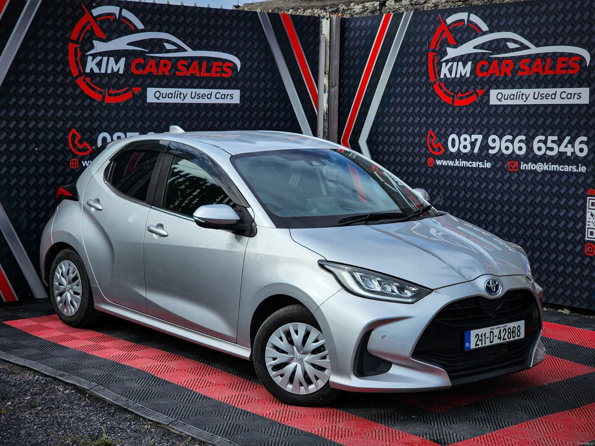 Toyota Yaris 2021 - Image 2