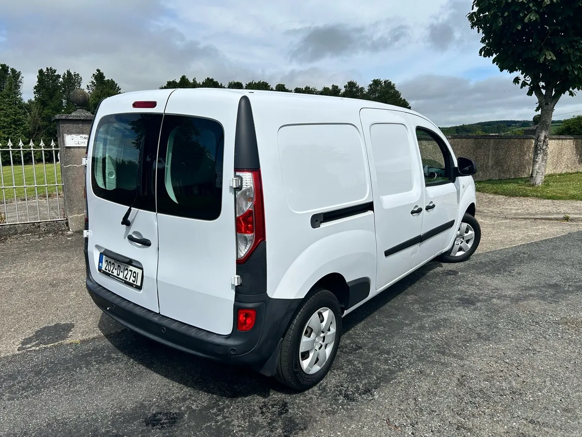 Renault - Image 3
