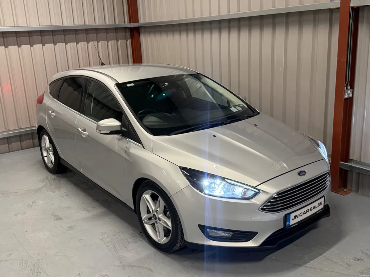 2016 (162) Ford Focus 1.5TDCI Zetec - Image 2