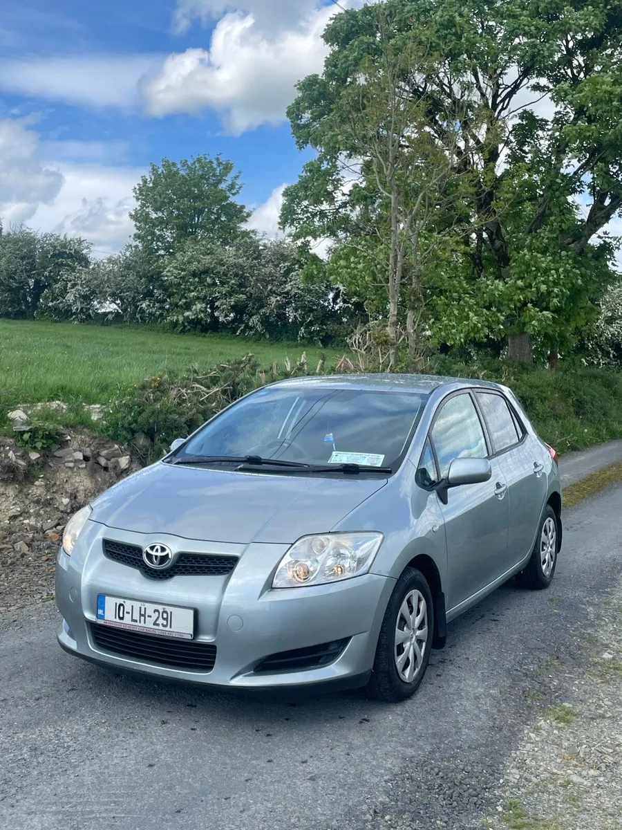 Toyota Auris - Image 2