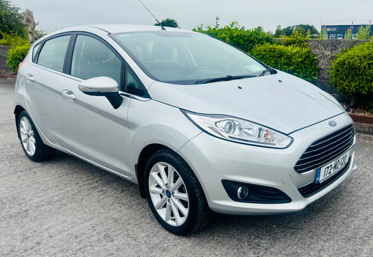 2017 Ford Fiesta Titanium 1.2L Low kms - Image 1