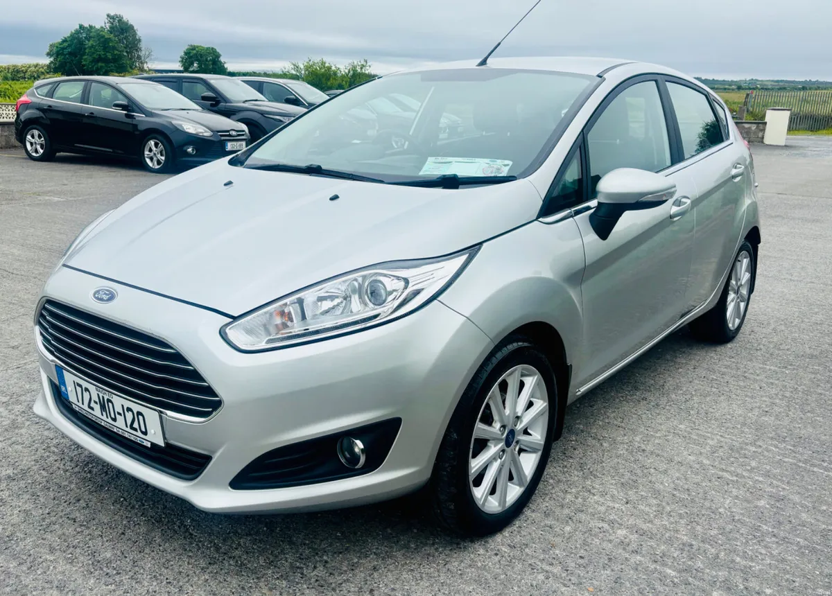 2017 Ford Fiesta Titanium 1.2L Low kms - Image 6