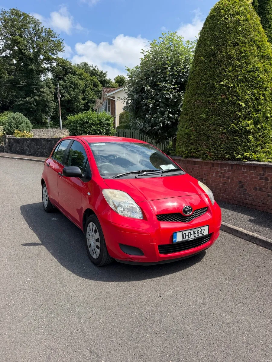 2010 Toyota Yaris 1.0 petrol| NCT 7/27 & Tax 11/26 - Image 1