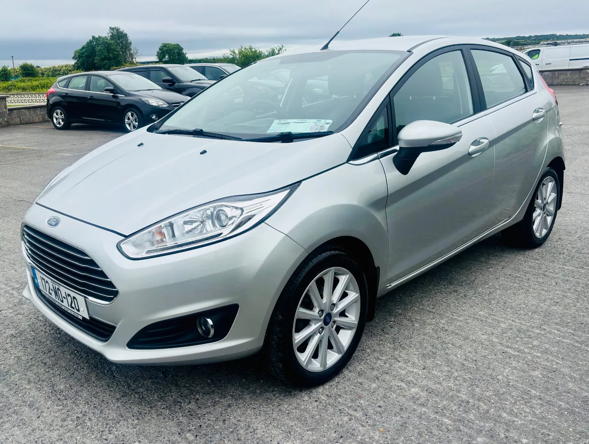 2017 Ford Fiesta Titanium 1.2L Low kms - Image 4