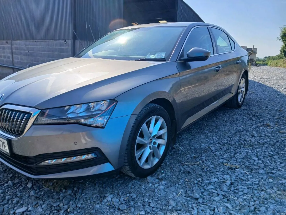 Skoda superb - Image 2