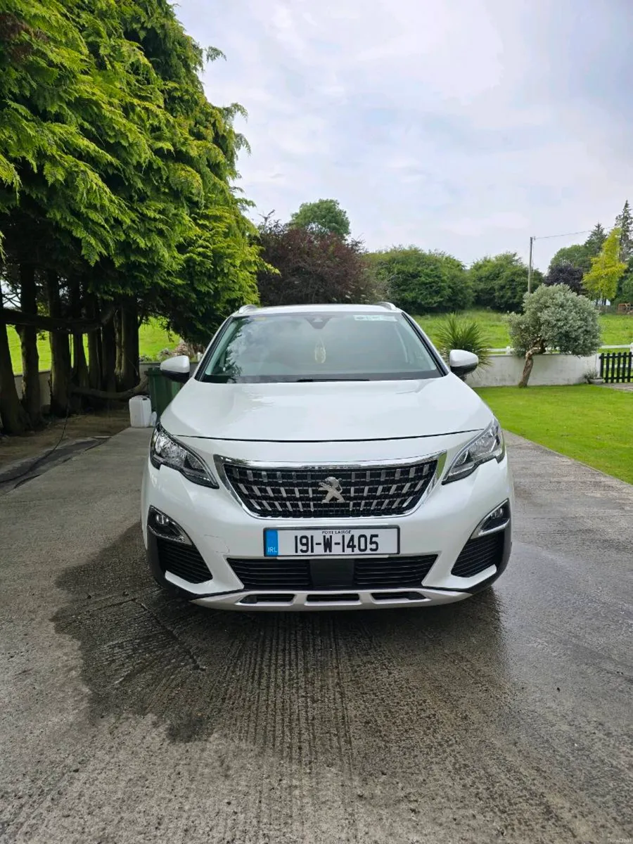 Car - Image 2