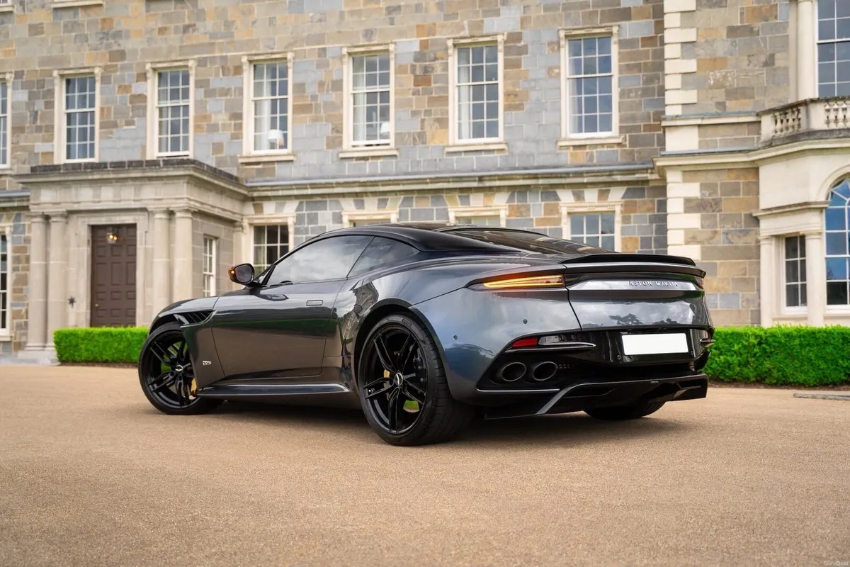 Aston Martin- DBS- Superleggera 5.2 V12 - Image 2