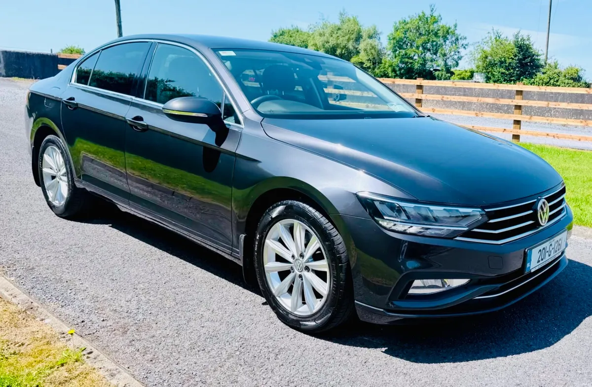 2020 Volkswagen Passat 2.0L Business Edition - Image 2